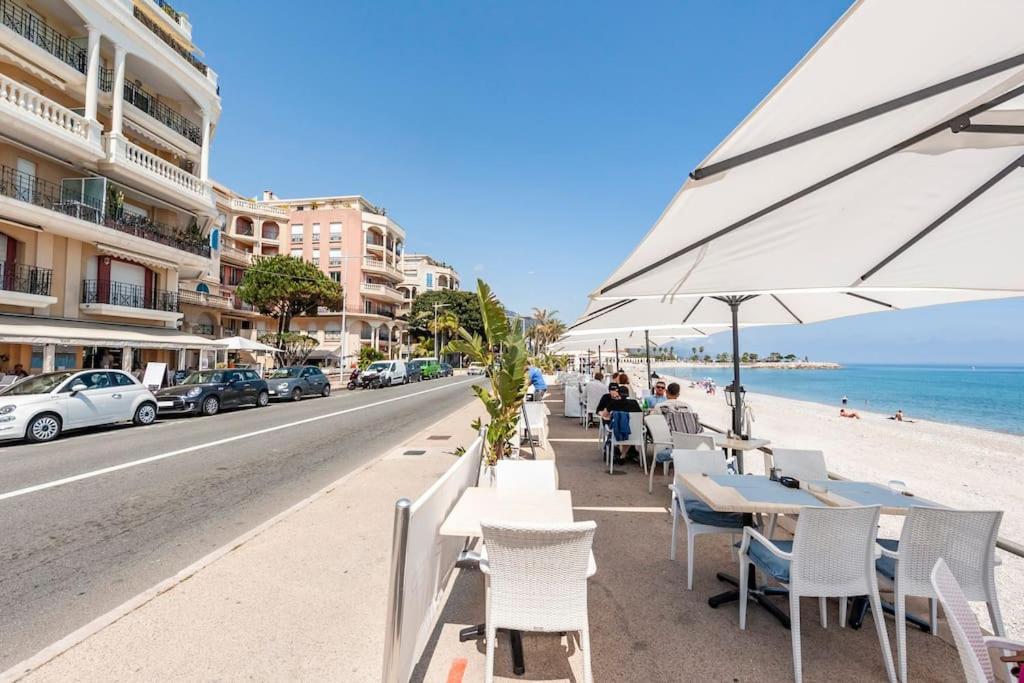 Superbe Studio Avec Terrasse En Front De Mer Ментона Екстериор снимка